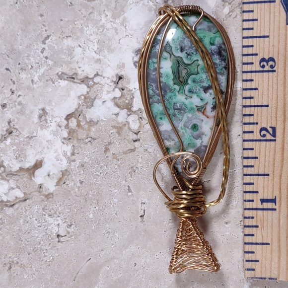 Copper Wire Wrapped Stone Pendant - Picture 4 of 4